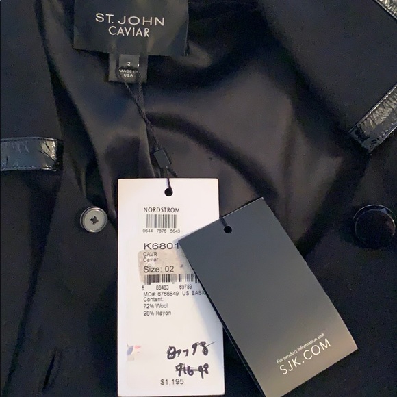 *SOLD**** ST. John jacket size 2 - Picture 6 of 6